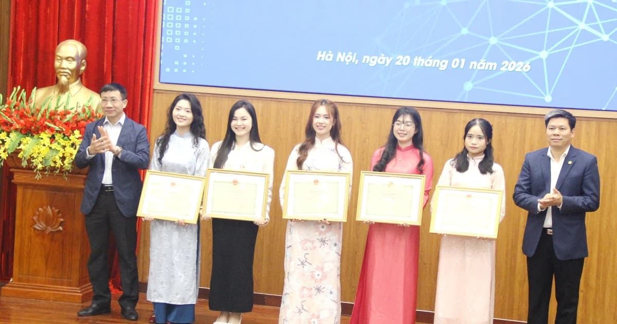 Hơn 250 sinh viên được trao Giải thưởng Khoa học và Công nghệ