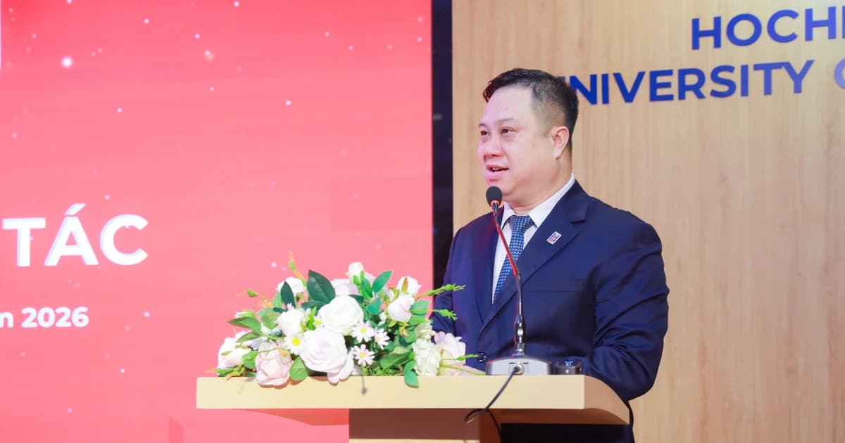 Sinh viên 4.0 cần giỏi cả lập trình, biết 'nói chuyện với robot'