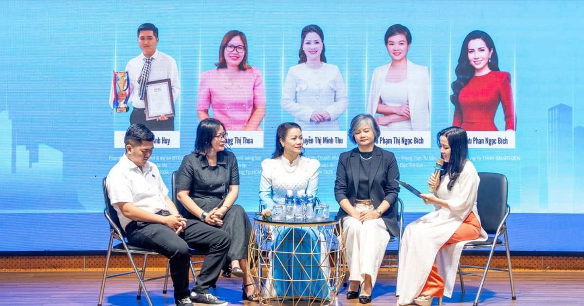 Hơn 400 sinh viên HUIT hào hứng ‘khai phóng’ ý tưởng khởi nghiệp