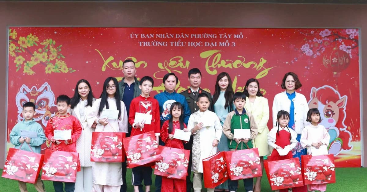 Trường học Hà Nội rộn ràng không khí đón Xuân 2026