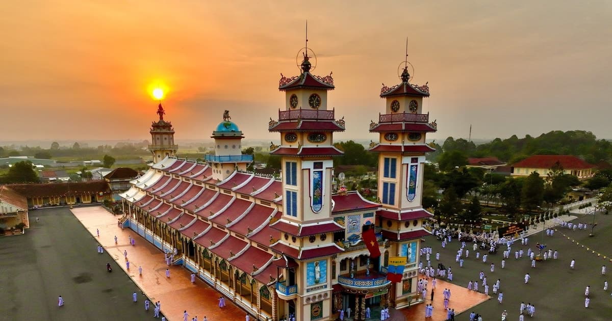 Tòa Thánh Tây Ninh - điểm đến tâm linh dịp Rằm tháng Giêng