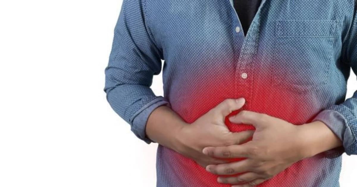 Cảnh giác 5 bệnh nguy hiểm khi đau bụng kéo dài