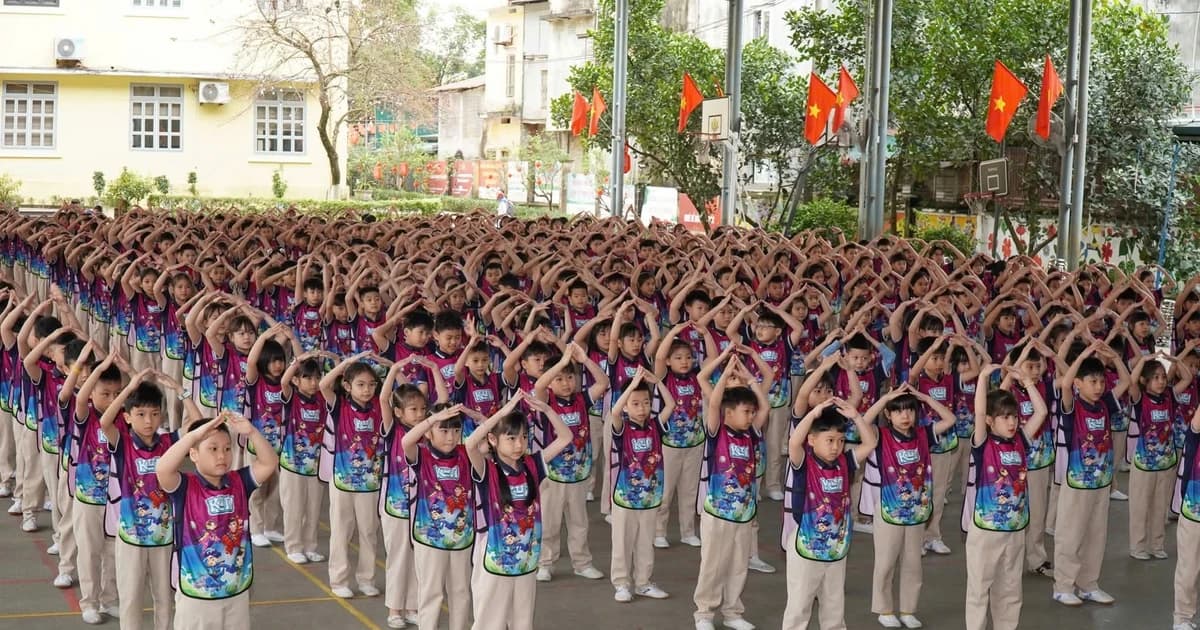 Khơi dậy niềm tự hào, tinh thần thi đua học tập cho thiếu nhi Tuyên Quang