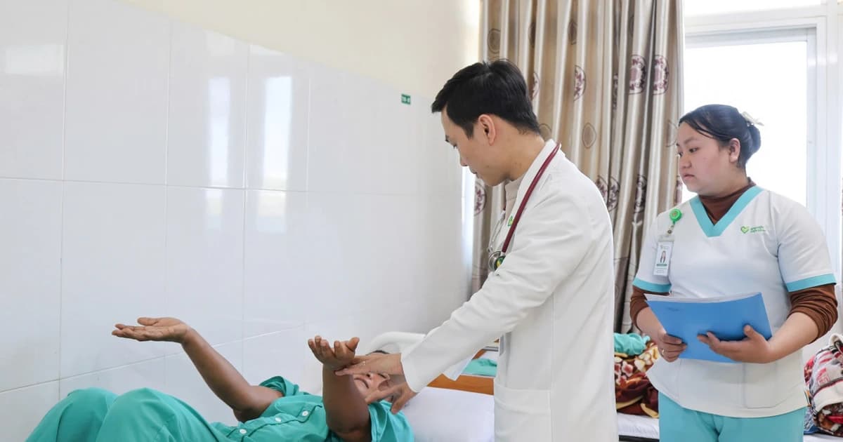 Kích hoạt ‘mã đột quỵ’ cứu bệnh nhân nhồi máu não ở Đắk Lắk