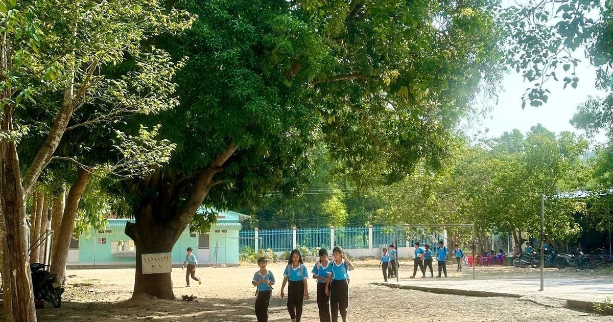 Trường nội trú mở lối đến lớp cho học sinh vùng biên An Giang