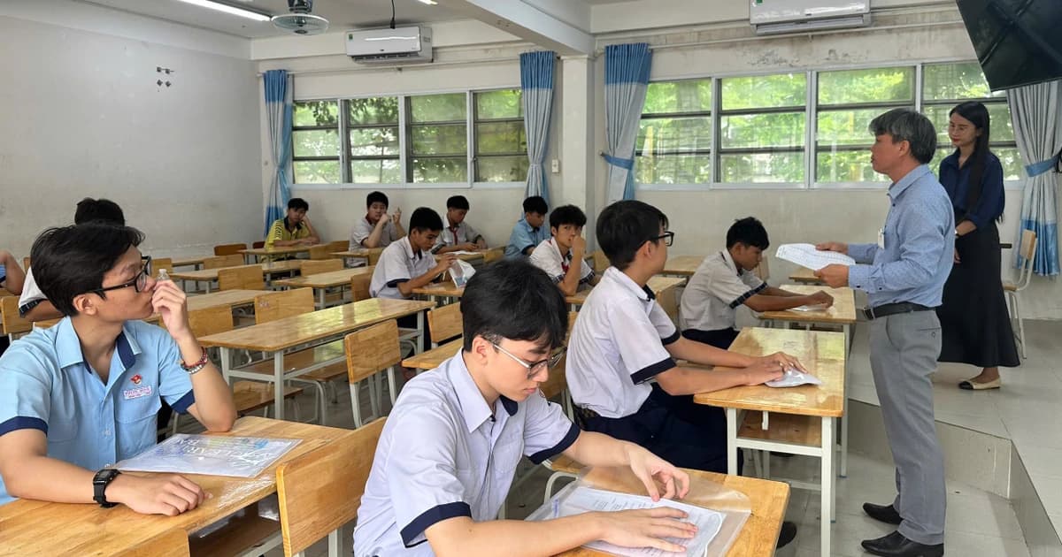 Sở GD&ĐT TPHCM công bố điểm chuẩn lớp 10 chuyên, tích hợp