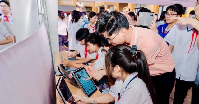 Định hướng nghề cho học sinh THCS 'sâu rễ, bền gốc'