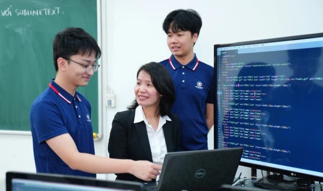 Giáo dục nghề nghiệp cần gắn chuyển đổi số với nhu cầu thị trường lao động